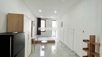 SIÊU PHẨM STUDIO BAN CÔNG FULL NỘI THẤT GẦN CẦU NGUYỄN VĂN CỪ