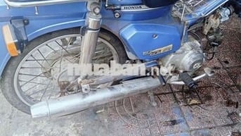 Honda Cub 84 màu Xanh