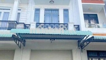 Cần Bán Gấp Nhà Trệt 2 Lầu KDC Hưng Phú 1 Gia Tốt