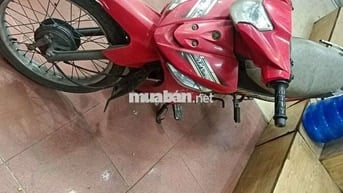 Xe taurus cũ. Đi bình thường