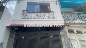 BÁN NHÀ MỘT XẸT NGUYỄN THÁI BÌNH  KC 3 TẦNG 2PN CHỈ NHỈNH 4 TỶ