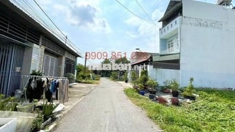 CHỦ KẸT TIỀN BÁN GẤP LÔ ĐẤT ĐẸP – Full thổ cư Giá 580tr – 240m2