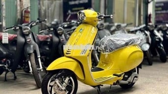 Piaggio Vespa Sprint 125 ABS 2024 Vàng