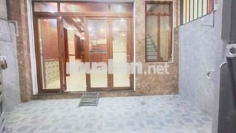 Cho Thuê Nhà Lầu Gần Công Sau Pouchen