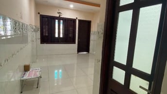 CHO THUÊ NHÀ NGUYÊN CĂN – HẺM Ô TÔ 4M – GẦN CHỢ LẠC QUANG