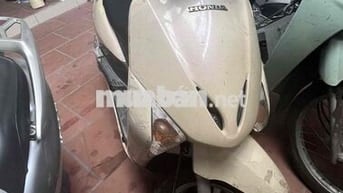 Honda Lead 2012 màu Kem