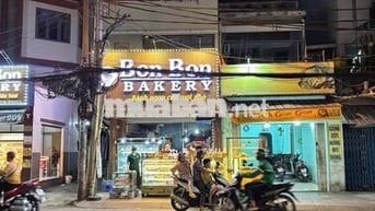 BÁN NHÀ MẶT TIỀN ĐƯỜNG PHAN VĂN TRỊ, DT 4X16m, CN 65m2, Giá 16,5 tỷ