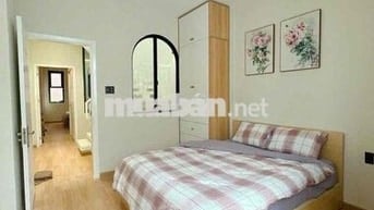 STUDIO FULL NỘI THẤT CÓ CỬA SỔ ĐÓN GIÓ