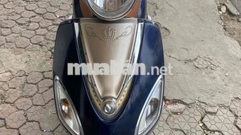 xe Venus Fi 125 xanh