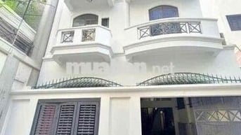 Cần Gả Em Biệt Thự Trắng Luxury Ngay Trung Tâm Phú Nhuận