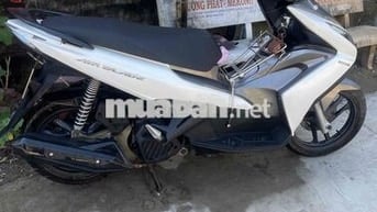 Honda Air Blade Fi 2015 125cc Trắng bạc biển 83