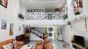 NHÀ 5 TẦNG. 125M2 NGANG 5,2M NỞ HẬU 7M. HXH SÁT MT.GẦN BV 175. 100TR/M