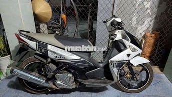 Nouvo 4 Trắng Đen 2011 bs70 máy zin êm