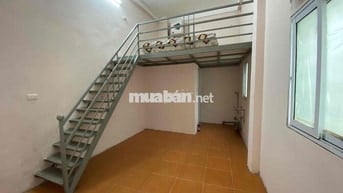 phòng trọ khép kín lối đi riêng có gác xép