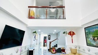 BÁN NHÀ ĐẸP ĐƯỜNG NGUYỄN TRỌNG TUYỂN QUẬN PHÚ NHUẬN 