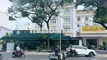 BÁN NHÀ ĐƯỜNG NGUYỄN KIỆM SÁT VÁCH PHÚ NHUẬN NGANG 5M 110M² 3 TẦNG