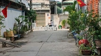 BÁN NHÀ MỚI 3 TẦNG HẺM 6M, ĐL VÕ VĂN KIỆT, DT 40M2, GIÁ SỐC 4,35 T