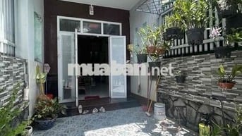 Nhà 4x30m 2 phòng full nội thất - hẻm Trần Quang Diệu
