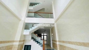 Bán Nhà Mới 4 Lau Khu Dân Cư Văn Minh . Sát KDT Vạn Phúc Quốc Lộ 13