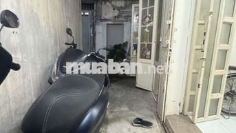 Nhà Tân Bình. 2 tầng đẹp. Hẻm thông lạc Lọng Quân