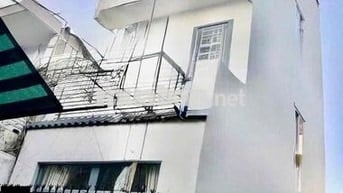 🏡cho thuê nhà nguyên căn góc Hẻm Nguyễn Thị Tần P2 Quận 8. 📐• Diện tíc