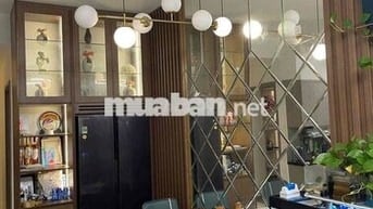 Cho thuê Căn 2PN đầy đủ nội thất cao cấp. Giá thuê chỉ 10 triệu.