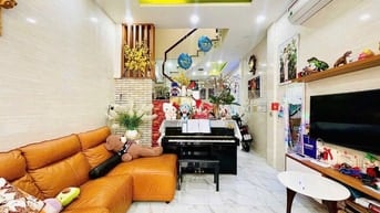 CHÍNH CHỦ 3 TỶ 2 HOÀNG DIỆU 2 2 MẶT TIỀN GẦN CHUNG CƯ DÂN CƯ TỐT, MUA 