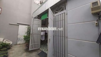 Cần bán gấp nhà đẹp  Đông Hưng Thuận