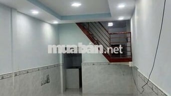 Cho thuê nhà nguyên căn đường Trần Quý 1 trệt 1 lầu 2pn ( Q11 )