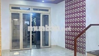 Cho thuê nguyên căn 4pn4wc, rộng rãi, có máy lạnh, Lê Đức Thọ p13 GV