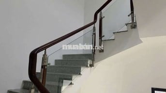 NHÀ MTKD NGAY AOEN MALL DT: 5*23M TRỆT 2L 4PN5WC ĐƯỜNG THÔNG 8M CÓ LỀ