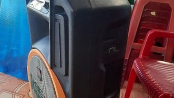 Bán loa cũ đã qua sử dụng.Loa còn mới.