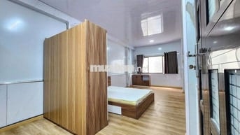 Studio full nội thất, lầu 3, ko thang máy, gần Y Phạm Ngọc Thạch