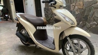 Vision 2019 màu kem