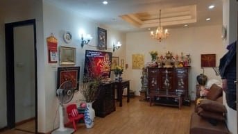 Cho thuê Căn Hộ 1601 Tòa nhà CT13B Nam Thăng Long, Tây Hồ, HN. 12 tr