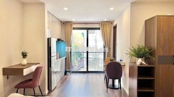 CHO THUÊ CĂN HỘ BAN CÔNG TÁCH BẾP FULL NỘI THẤT NGAY CHỢ BẾN THÀNH Q1