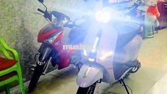 Vespa 2024 50cc tay ga màu Beige