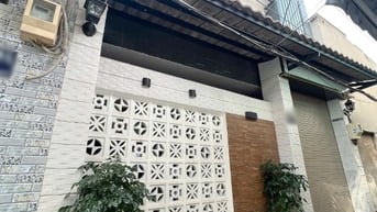 Nhà 2 tầng (6.4x9.8m) sát đường Phạm Thế Hiển P7Q8. Giá: 5 tỷ