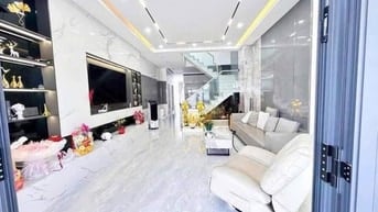 Bán nhà 3 lầu xây mới Lê Minh Xuân, Bình Chánh,Sổ riêng, pháp lý chuẩn