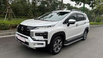 Mitsubishi Xpander Cross 2024 màu trắn