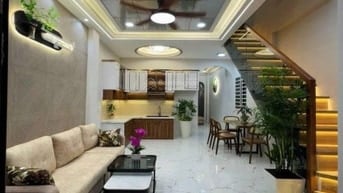 KẸT TIỀN! Bán nhà riêng đường 20, phường Thạnh Mỹ Lợi, Quận 2 Sổ hồng 