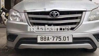 Toyota Innova E 2014 Bạc 210000 km