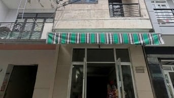 Nhà hxh dt45m3 đúc BTCT 2 lầu 3pn đường Lê Văn Quới, Q. Bình Tân.