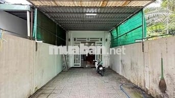 cho thuê nhà sau lưng đai hc fpt