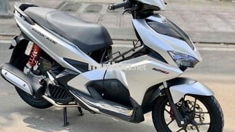 Air Blade 125 kiểng nhẹ máy zin xe đẹp chính chủ