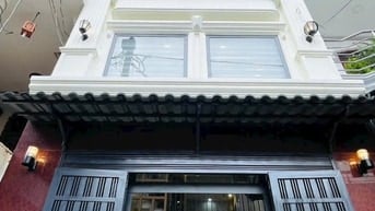 Bán nhà đẹp sổ riêng ở Phan Đăng Lưu P3 Q.Phú Nhuận Giá 3tỷ550