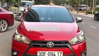 Toyota Yaris 1.5 bản E màu Đỏ
