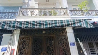 BÁN NHÀ 4 TẦNG HOA HỒNG 100TR, KHU ĐỒNG BỘ QUANG TRUNG, P.8, GÒ VẤP