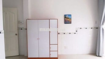 Phòng mới  FULL nội thất ban công rộng Chỉ cho NỮ thuê – Giá tốt 5.5tr