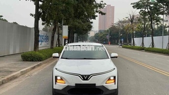 VinFast VF6 PLUS MUA PIN